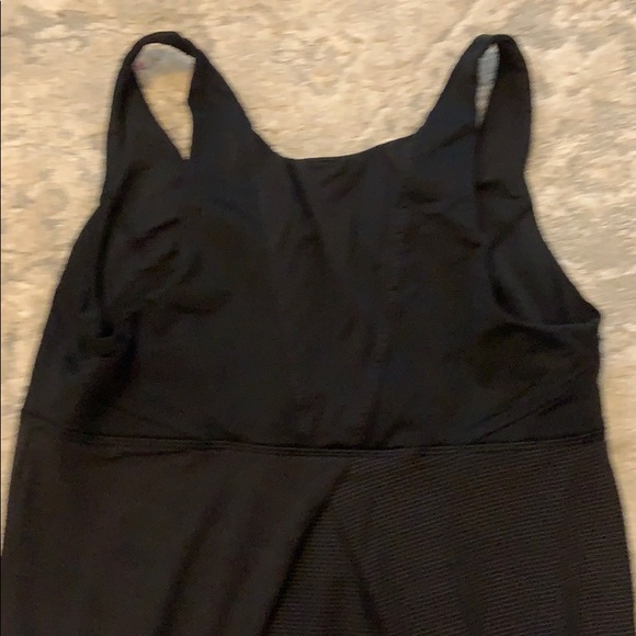 Lululemon workout top - Picture 5 of 5